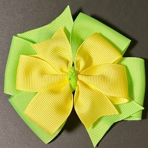 Pinup hair bows